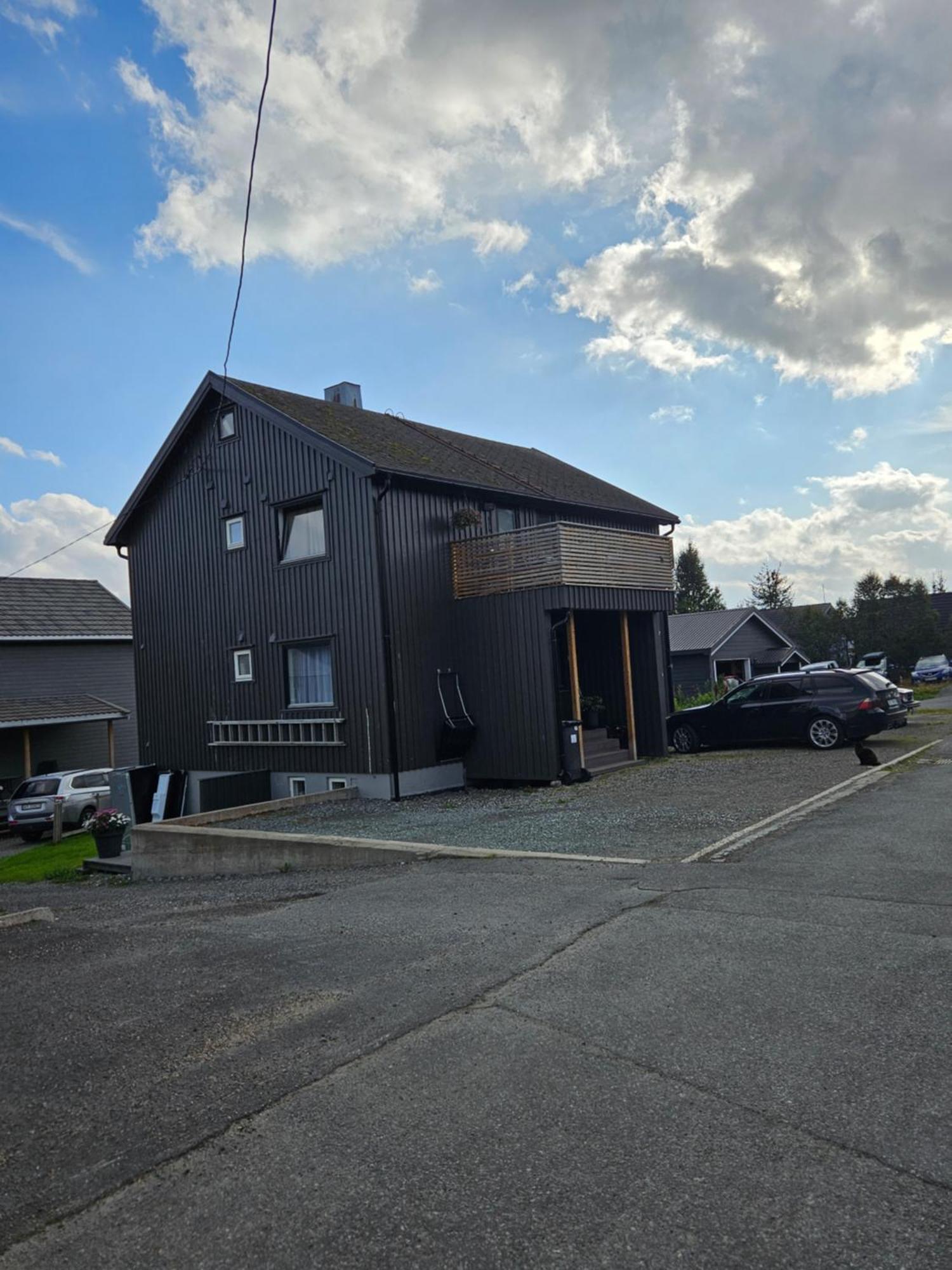 Fin 3Roms Leilighet Tromsø Kültér fotó